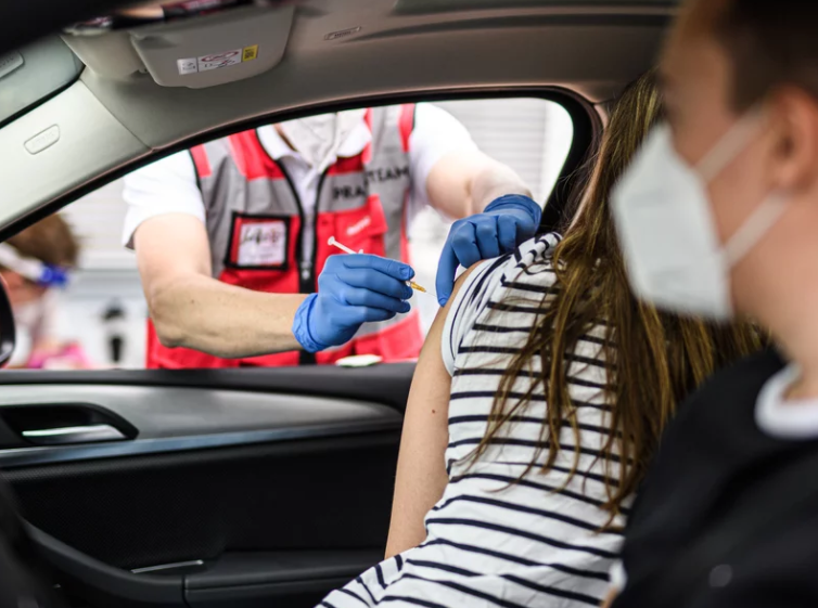 Evidence Suggests COVID-19 Vaccines Remains Effective Against Variants Evidence Suggests COVID-19 Vaccines Remains Effective Against Variants